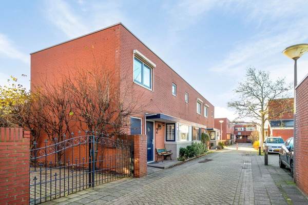 Woning Pieter Nuytsstraat 2 IJmuiden