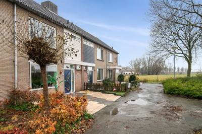 Woning Pastoor Reijnsstraat 27 Standdaarbuiten