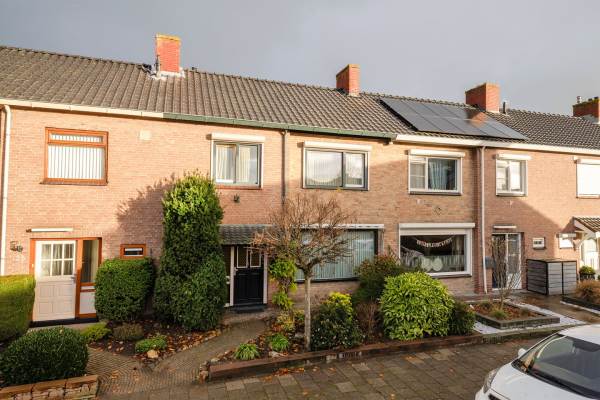 Woning Esdoornstraat 27 Oudenbosch