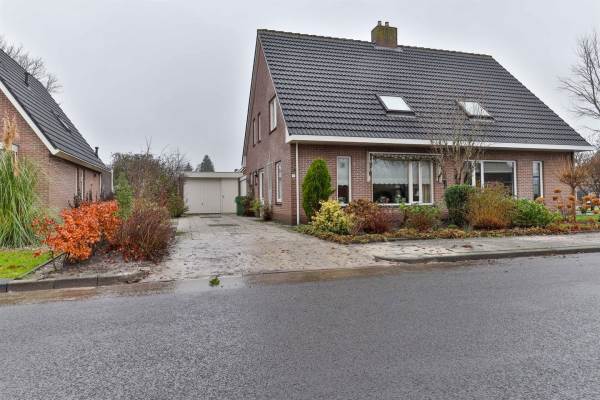 Woning De Fazant 15 Surhuisterveen