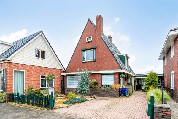 Woning Hoofdkanaal WZ 34 Emmer-Compascuum