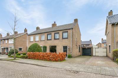 Woning Van Maerlantlaan 6 Roosendaal