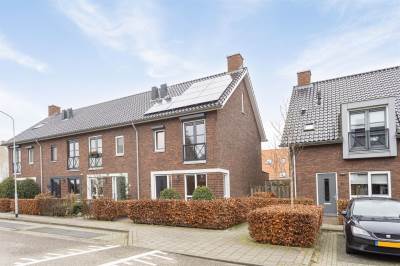 Woning Meester J van Dolderenstraat 7 Kesteren
