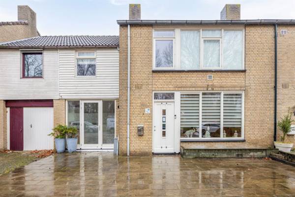 Woning Van Lennepstraat 12 Oosterhout (NB)