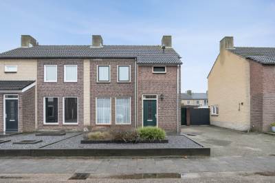 Woning Monseigneur van Enckevoirtstraat 5 Sambeek