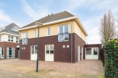 Woning Peter van Berkelstraat 13 Asten