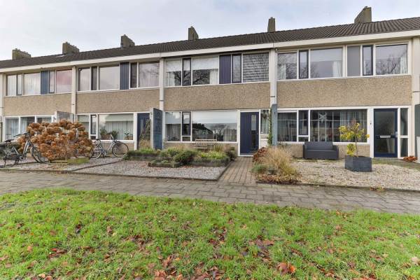 Woning Vossepol 13 Surhuisterveen