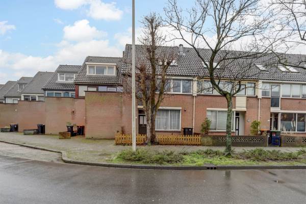 Woning Rijnsoever 111 Katwijk (ZH)