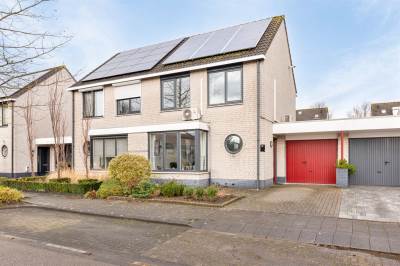 Woning Kamillestraat 39 Zevenbergen
