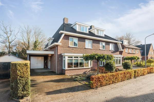 Woning Molenweg 1a Raalte