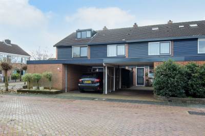 Woning Anna van Gelrestraat 17 Putten