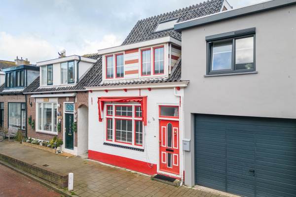 Woning Wethouder F.E. Meerburg sr. kade 8 Katwijk (ZH)