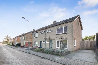 Woning Bernhardstraat 4 Hoek