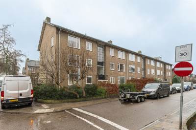 Woning Anthony van Dijcklaan 46 Baarn