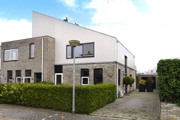 Woning Albert Schweitzerlaan 37 Huizen