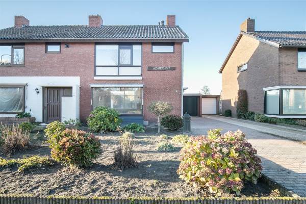 Woning St. Vitusholt 51 Winschoten