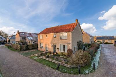 Woning Leeghwaterstraat 1 Stompetoren