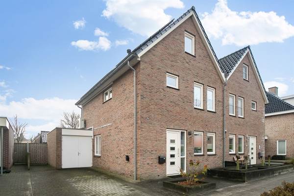 Woning Molenkamp 17 Sint Jansklooster
