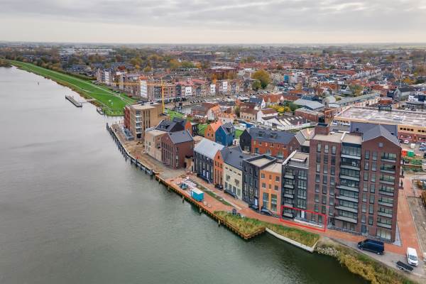 Woning Spuifront 38 Oud-Beijerland