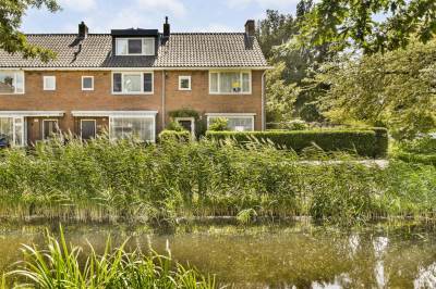 Woning Jhr.Mr.Dr. H.A. van Karnebeeklaan 54 Amstelveen