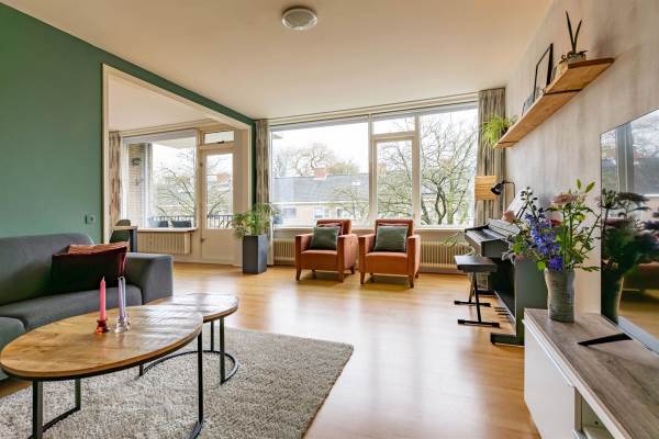Woning Abraham Kuyperlaan 12 Groningen