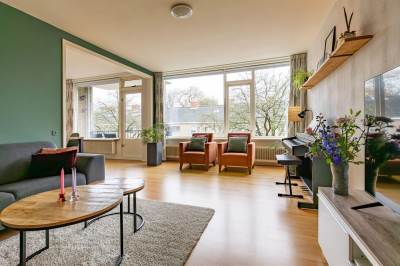 Woning Abraham Kuyperlaan 12 Groningen