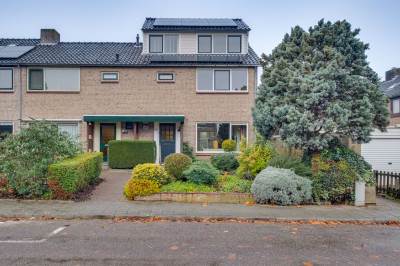 Woning Hendrika van Tussenbroekstraat 23 Dieren