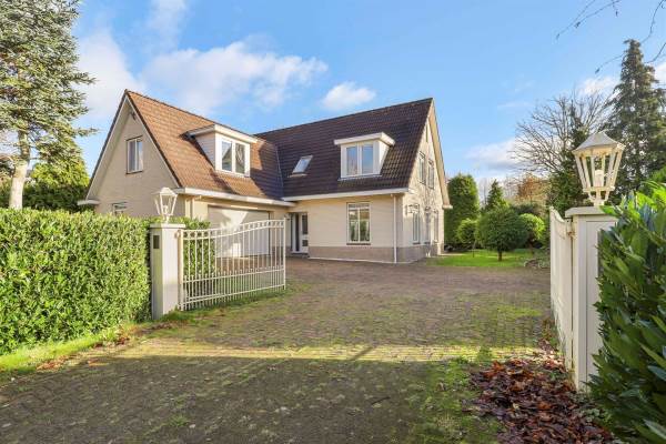 Woning Torenvalklaan 4 Almere
