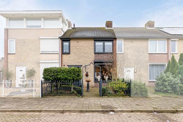 Woning Van der Nootlaan 3 Roosendaal