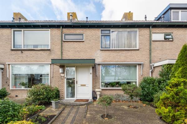 Woning Paulus Potterplantsoen 6 Hillegom