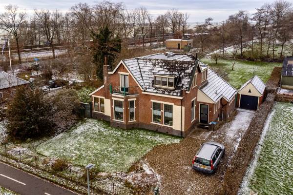 Woning Stationsstraat 29 Grijpskerk
