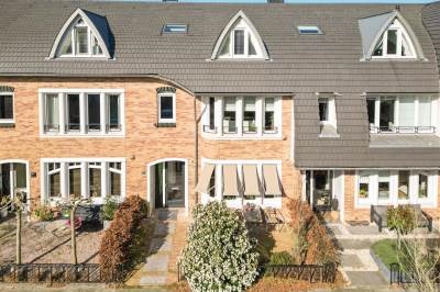 Woning A. Roland Holststraat 21 Voorschoten