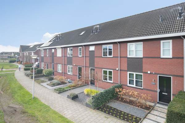 Woning Bereklauw 13 Rijssen