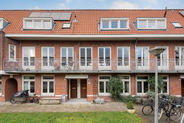 Woning Johannes van der Waalsstraat 45 Amsterdam