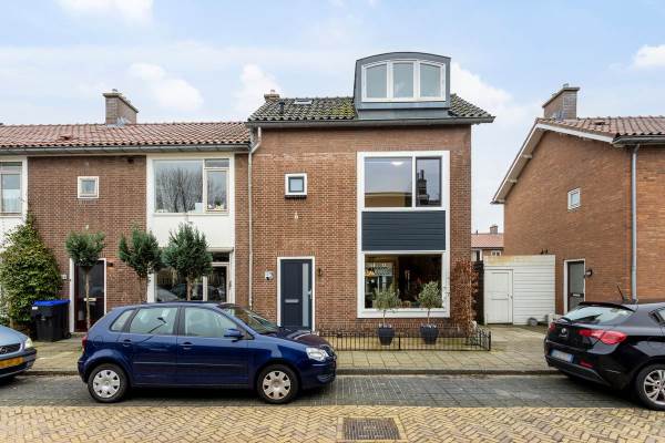 Woning Vredenhoeffstraat 42 Voorschoten