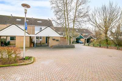 Woning Esdoornhof 194 Kampen