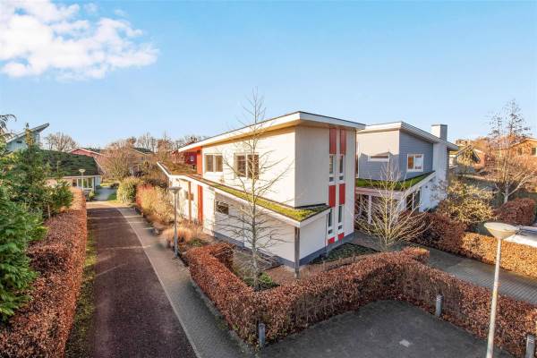 Woning Ambt. Dorknoperlaan 2 Almere