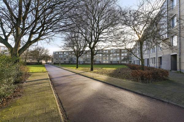 Woning J.T.P. Bijhouwerhof 45 Almere