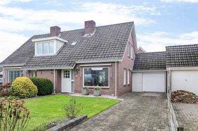 Woning Raadhuislaan 9 Nijeveen
