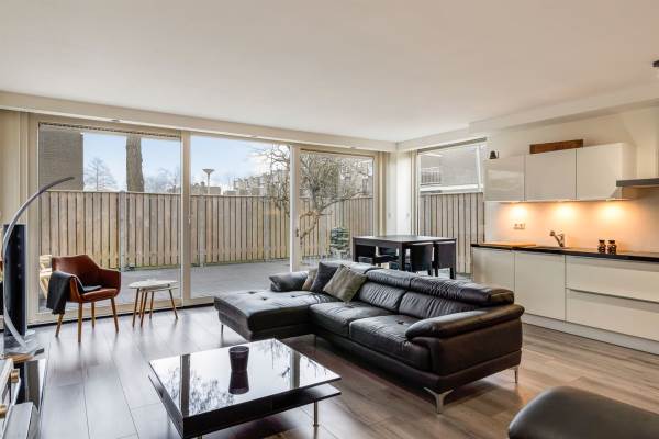 Woning Hoge Weije 90 Hoogvliet Rotterdam