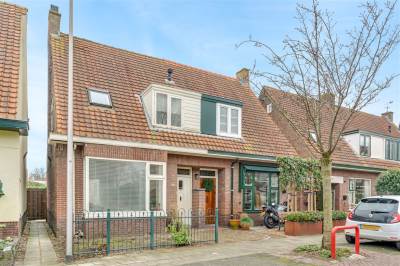 Woning J.P. Gouverneurlaan 48 Sassenheim