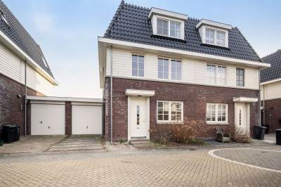 Woning Anna van Saksenlaan 12 Hazerswoude-Dorp