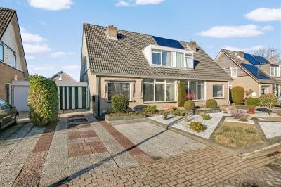Woning Canterstins 5 Stiens
