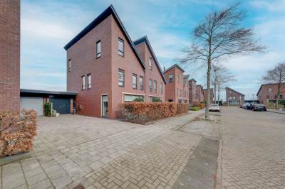 Woning Valkenierstraat 70 's-Gravenzande