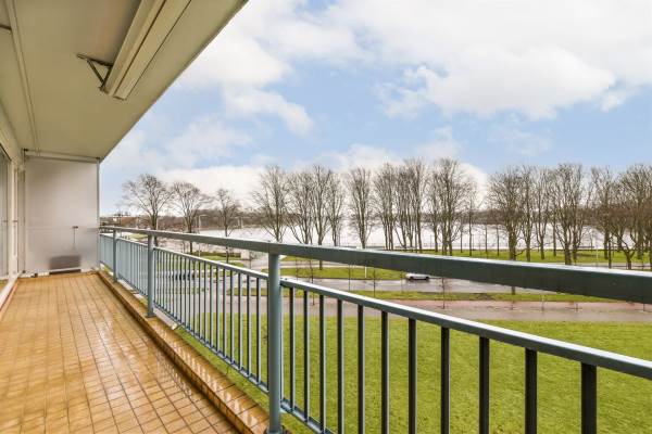 Woning Burgemeester Hogguerstraat 97 Amsterdam