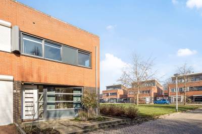Woning Martinus Nijhofflaan 2 Roosendaal