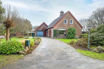 Woning Middenstraat 2 Zeijen