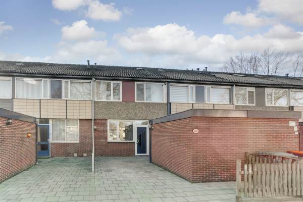 Woning Rijvoortshoef 246 Raamsdonksveer