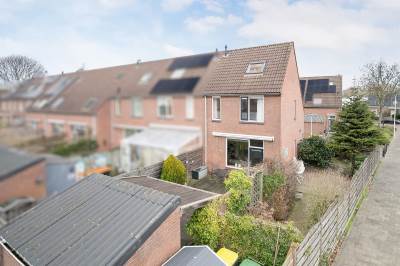 Woning Standerdmolen 12 Puttershoek