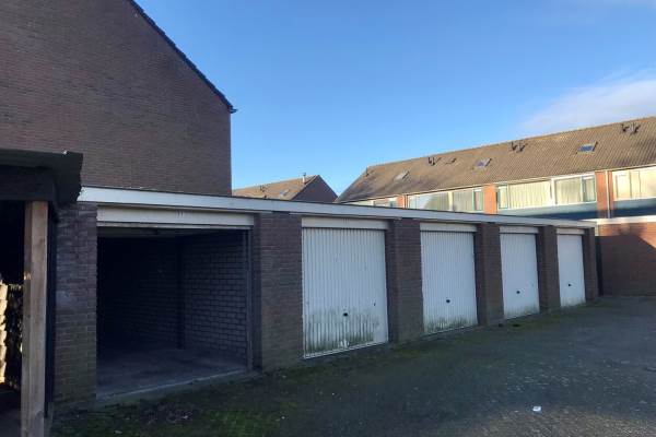 Garage Rozenlaan 13G01 Nijkerk